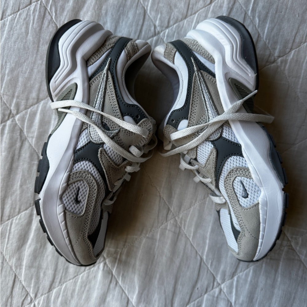 Nike AL8 Women’s Sneakers - Picture 5 of 7